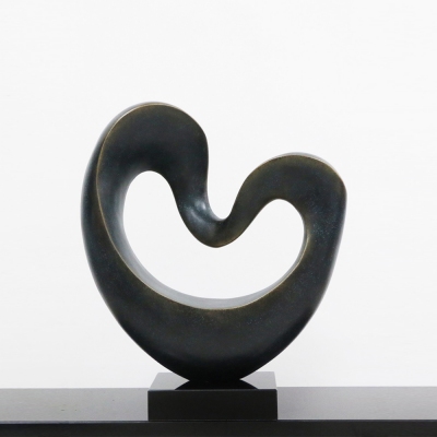 Composite resin Hot sale item special design table sculpture