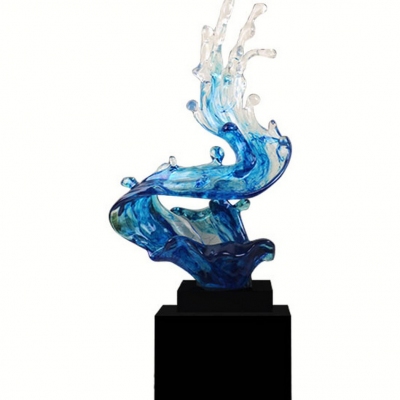 amazing clear resin sculpture